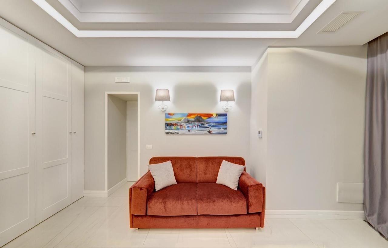 S&t Luxury House In Plebiscito Square Apartment *