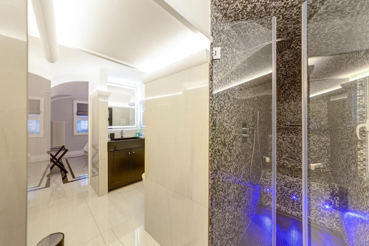 S&t Luxury House In Plebiscito Square