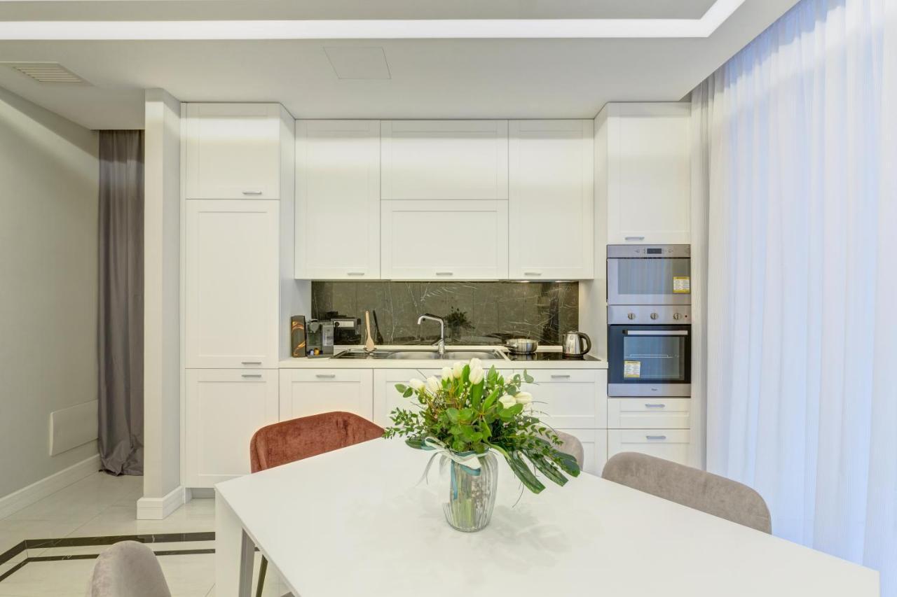 S&t Luxury House In Plebiscito Square Apartment *
