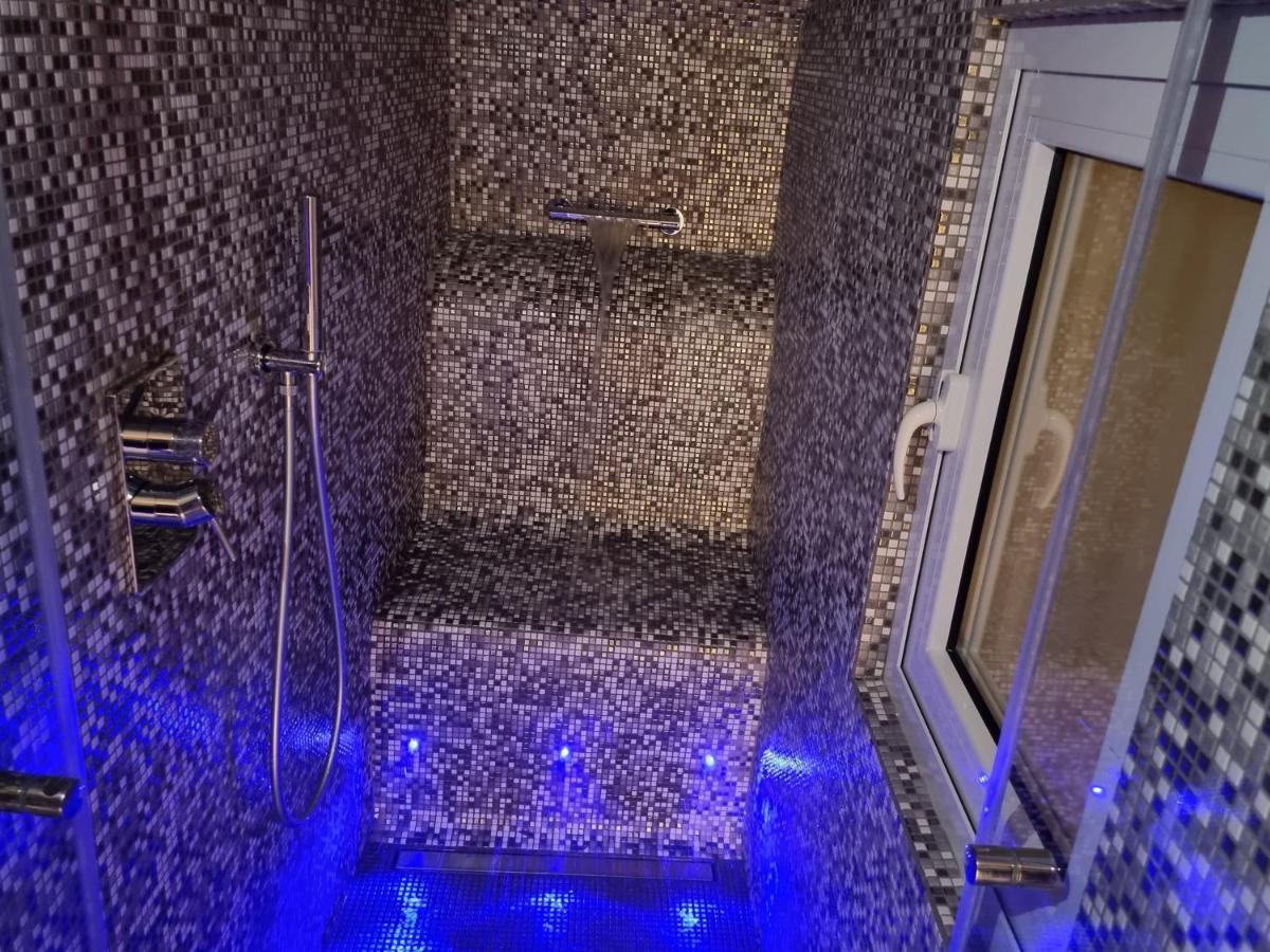 S&t Luxury House In Plebiscito Square Apartment Naples