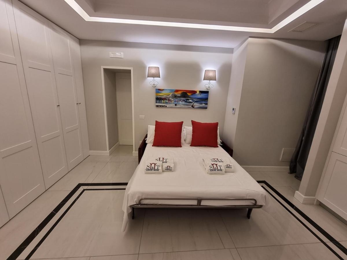 Apartment S&t Luxury House In Plebiscito Square